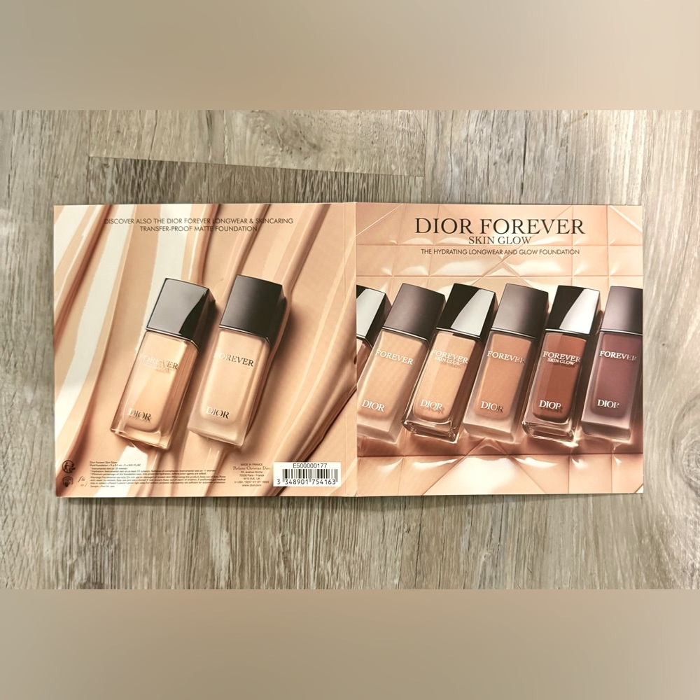 Dior Forever Skin Glow 24H Hydrating Foundation Sample Card 9 Shades 9 x 0.5 ml